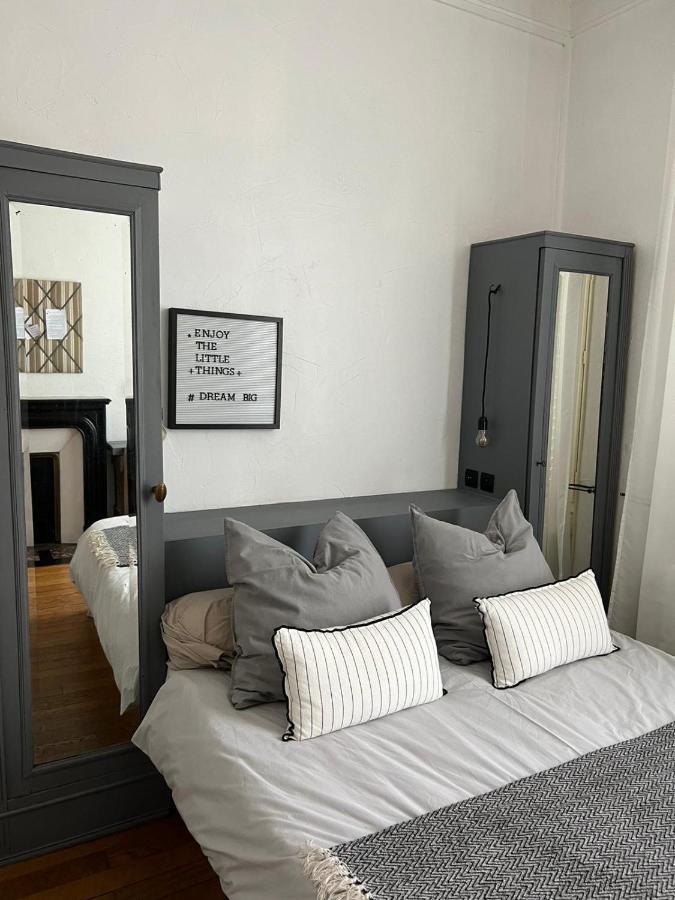 Les Chambres De Pauline Avec Spa Et Climatisation Albertville Eksteriør bilde